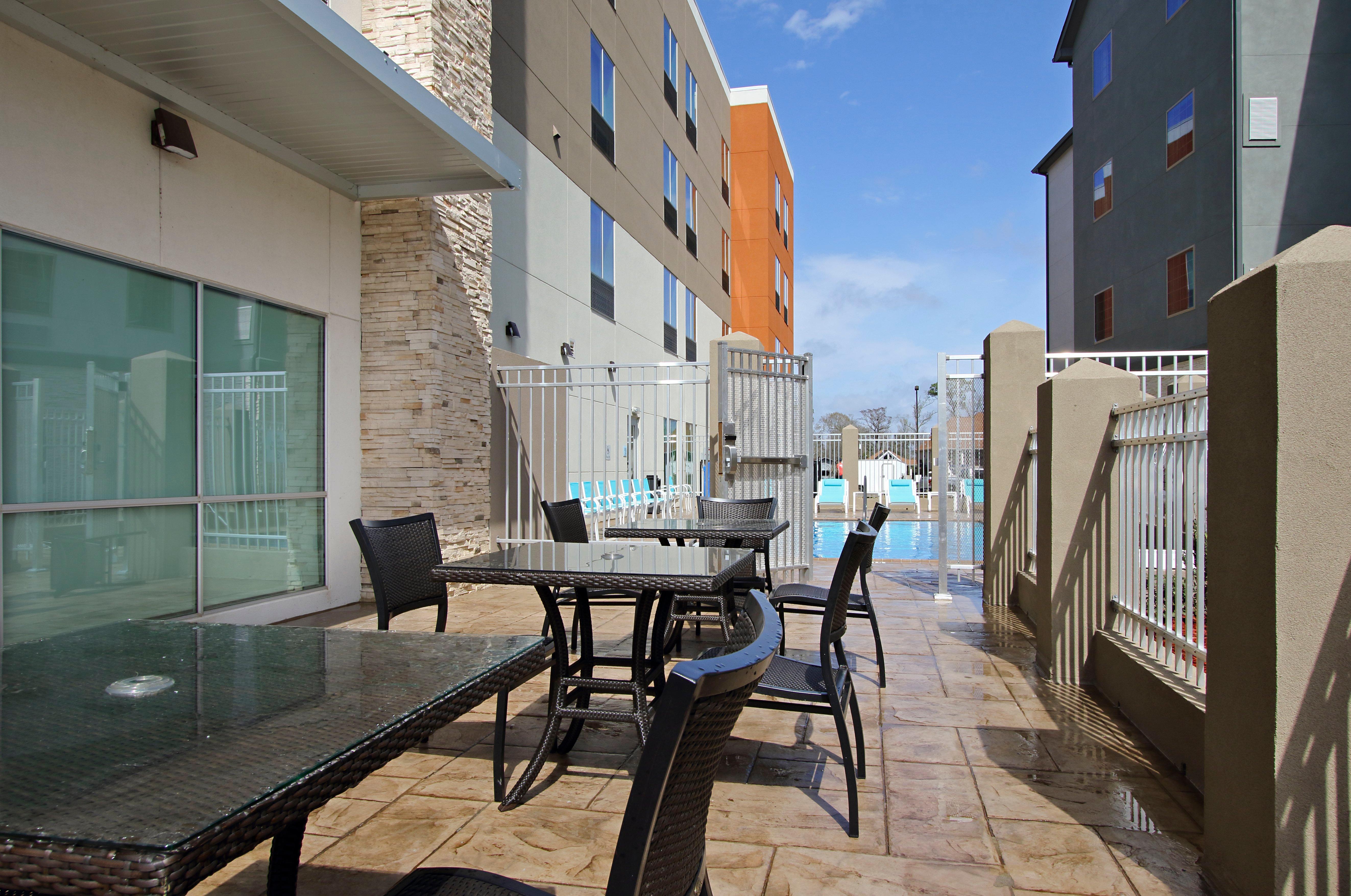 Holiday Inn Express & Suites - Lake Charles South Casino Area By Ihg Ngoại thất bức ảnh