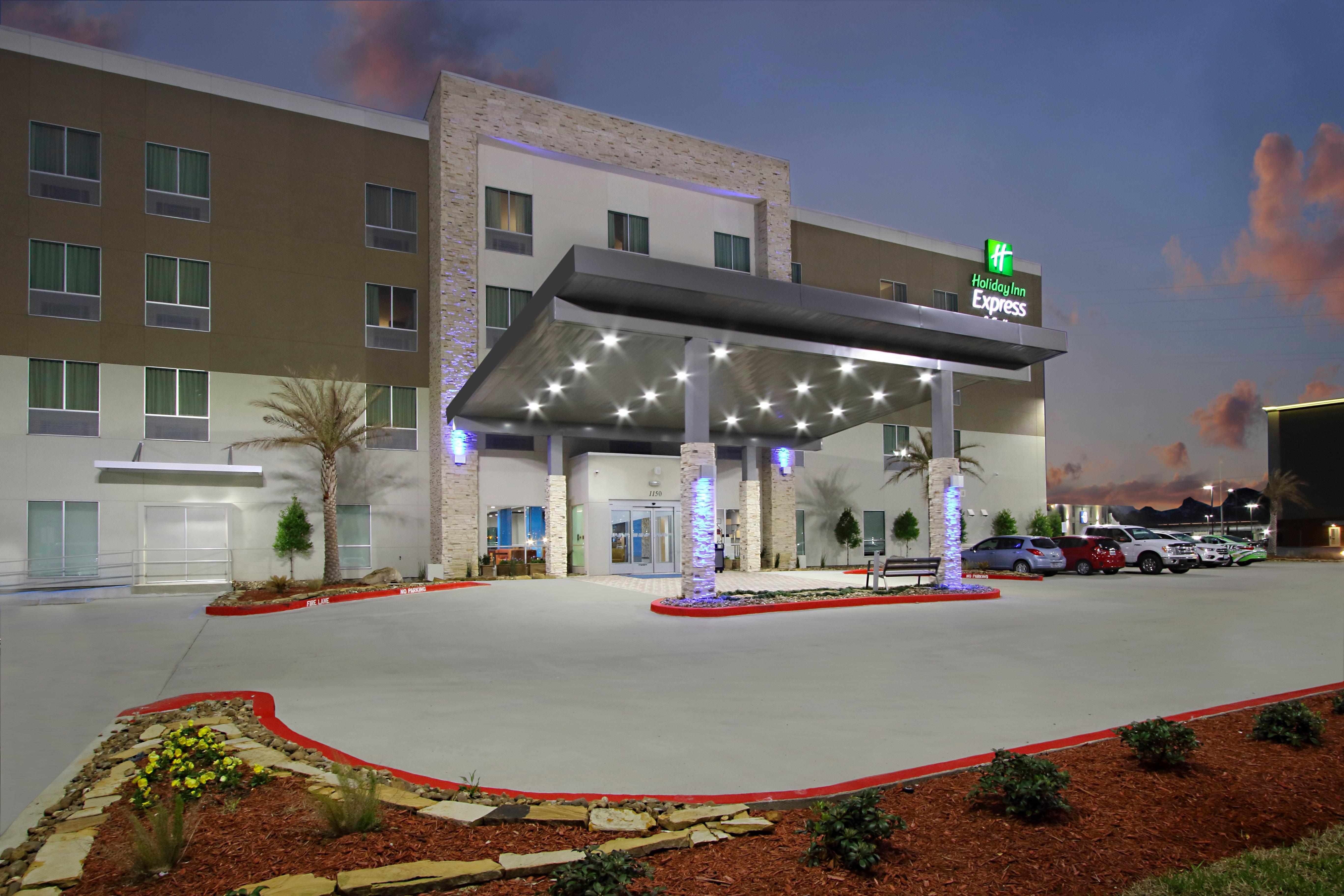 Holiday Inn Express & Suites - Lake Charles South Casino Area By Ihg Ngoại thất bức ảnh
